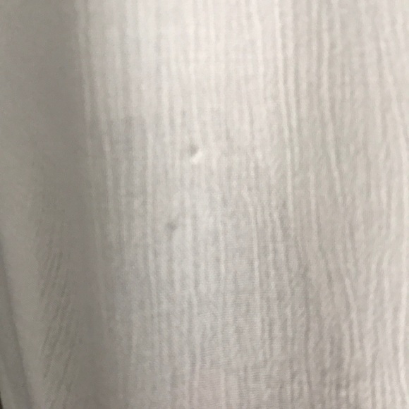 Roxy with white dress - Picture 3 of 8